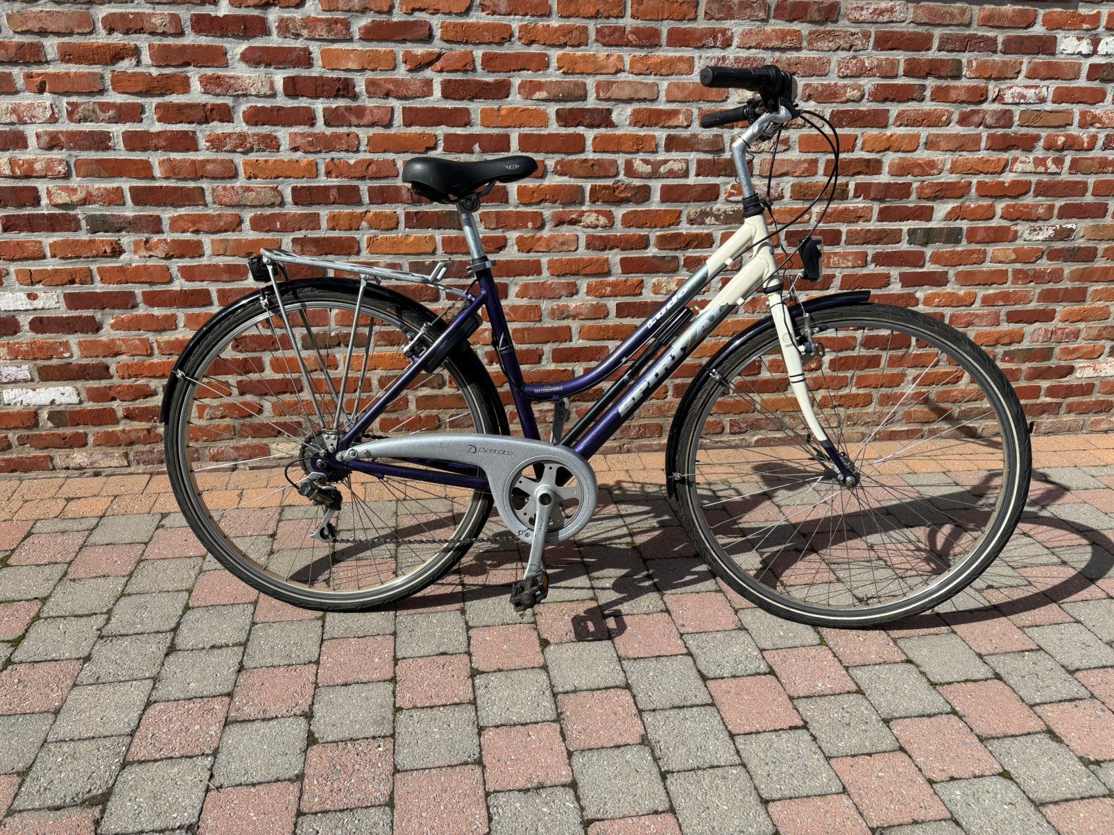 Dames fiets voor op kot, Ophalen, Gebruikt, Velgrem, Minder dan 10 versnellingen
