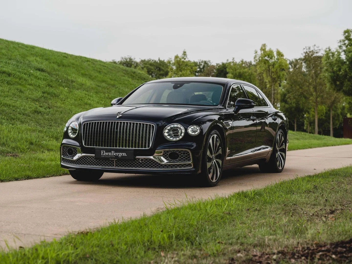Bentley Flying Spur AZURE HYBRID - 4 SEAT - TOURING SPECIFIC, Auto's, Automaat, Gebruikt, Euro 6, 544 pk