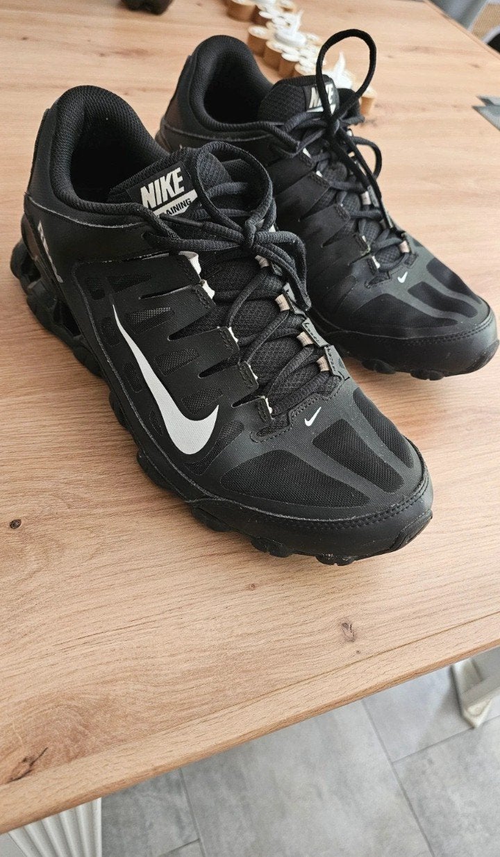 Nike Reax taille 46, Vêtements | Hommes, Chaussures, Enlèvement ou Envoi, Nike, Comme neuf, Baskets