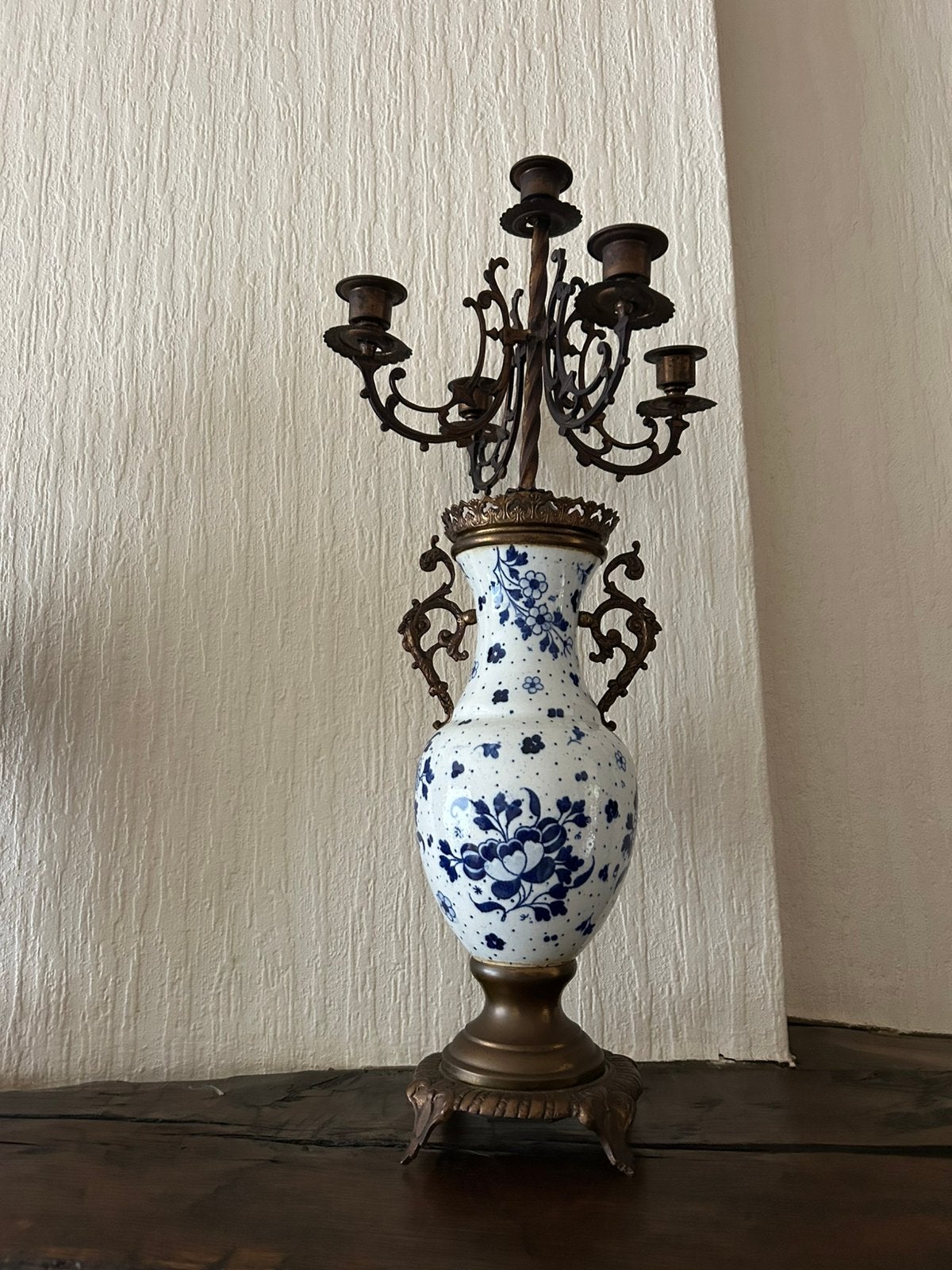 Schouwgarnituur in blauwe delft, Ophalen