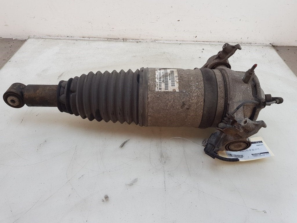 SCHOKBREKER LINKS ACHTER Volkswagen Touareg (7PA / PH), Gebruikt, Volkswagen