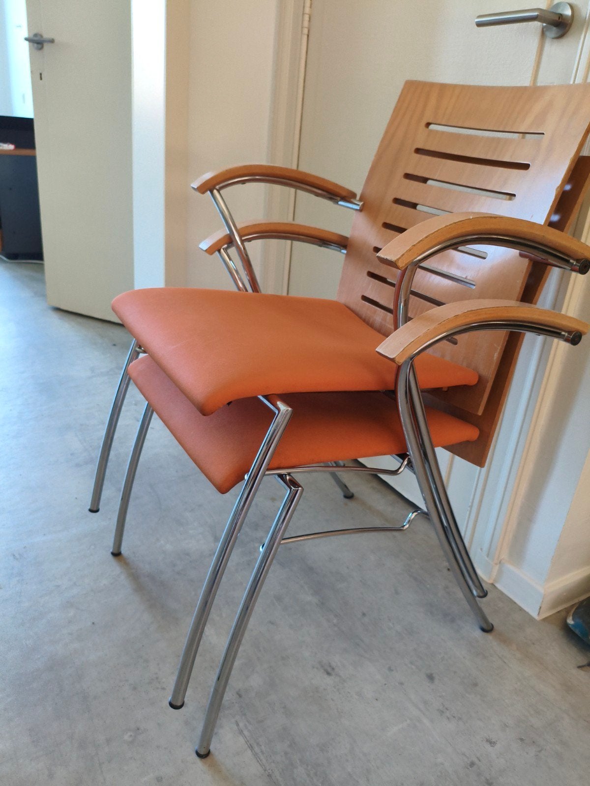 Ik heb 6 stoelen (vanaf €25 elk), Huis en Inrichting, Stoelen, Ophalen