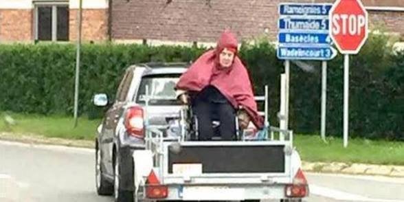 Ongeremde stevige keuringsvrije aanhangwagen, Enlèvement, Utilisé