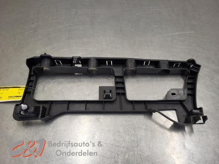 Support pare-chocs arrière gauche d'un Citroen Jumpy, -, 3 mois de garantie, Utilisé, -