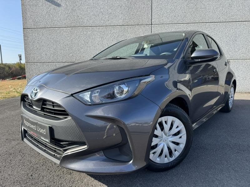 Toyota Yaris 1.5 Hybrid e-CVT Dynamic, Autos, Euro 6, Autres couleurs, Noir, 5 portes