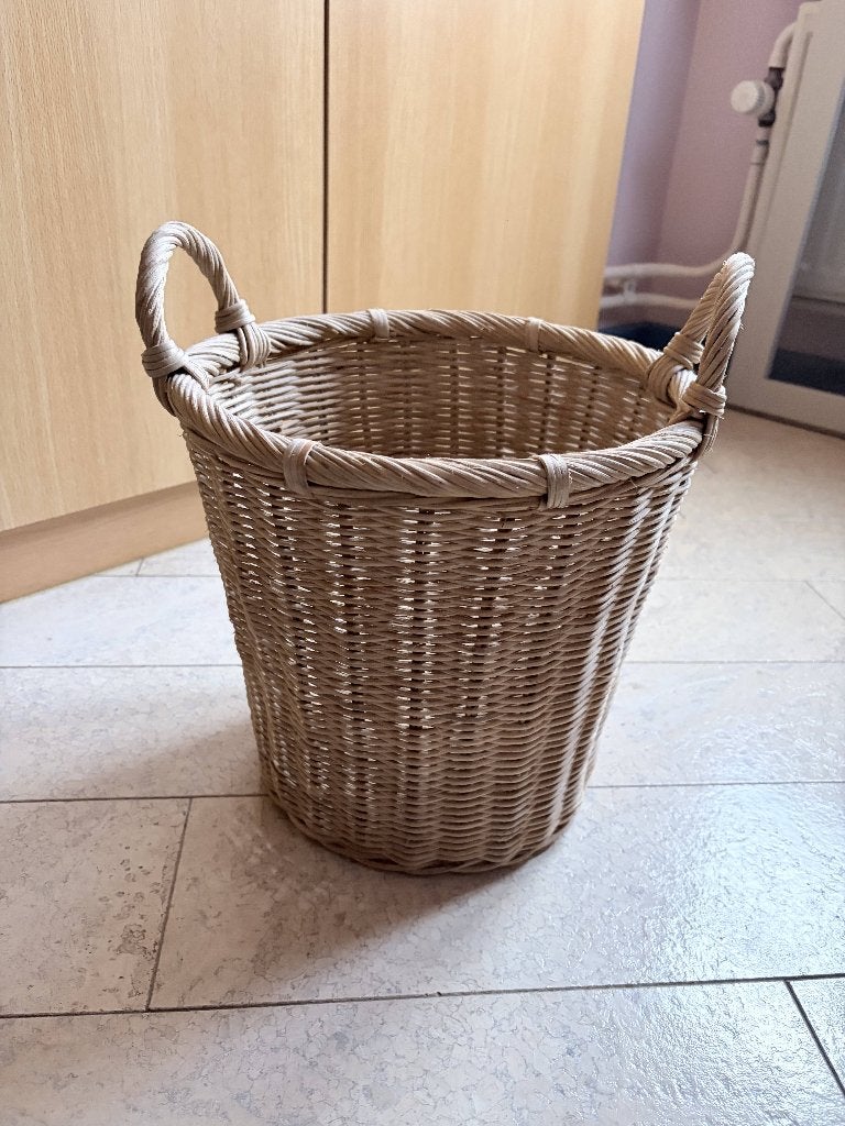Rieten mand, Huis en Inrichting, Ophalen, Met handvatten, Mand, Rond