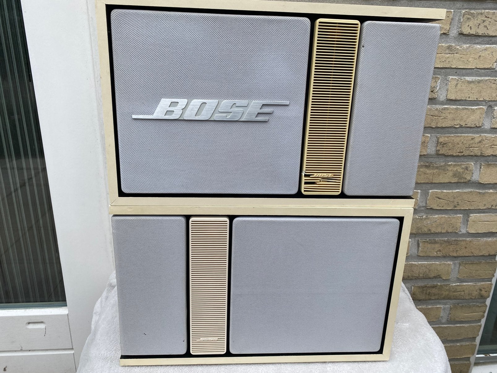 Bose 301 Music Monitor 2 luidsprekers, Gebruikt, Verzenden, Overige typen, 60 tot 120 watt