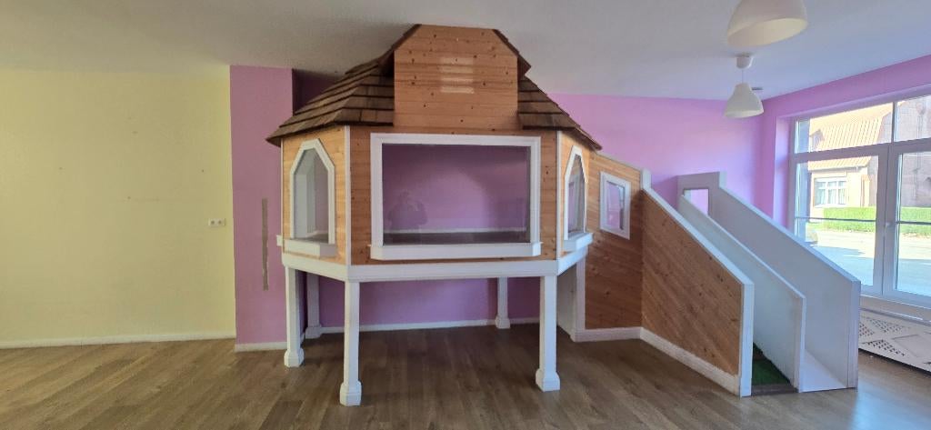Speelhuis binnen, Enlèvement, Utilisé, Bois