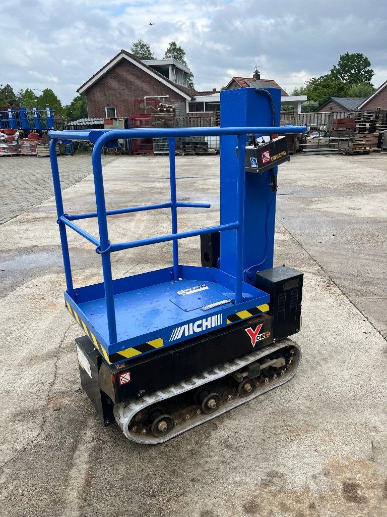 gebruikte mini hoogtewerker Aichi rm04B (2015), Tuin en Terras, Overige Tuin en Terras, Ophalen of Verzenden