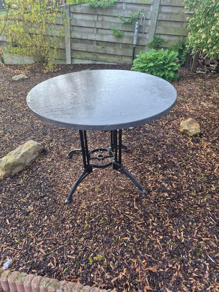 Tafel met arduin blad 90 cm doorsnede dikte 3cm, Tuin en Terras, Tuintafels, Ophalen