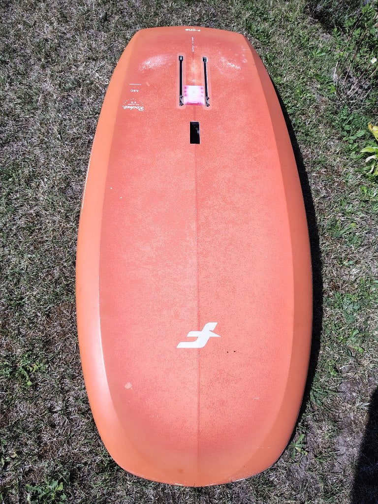 Wingboard F-One 90 liter, Watersport en Boten, Ophalen, Gebruikt, Wingsurf-board