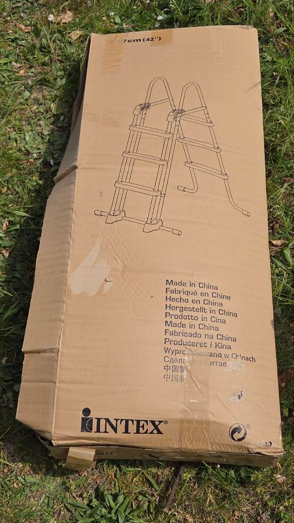 Zwembad ladder intex voor zwembad 107cm  NIEUW, Ophalen, Ladder