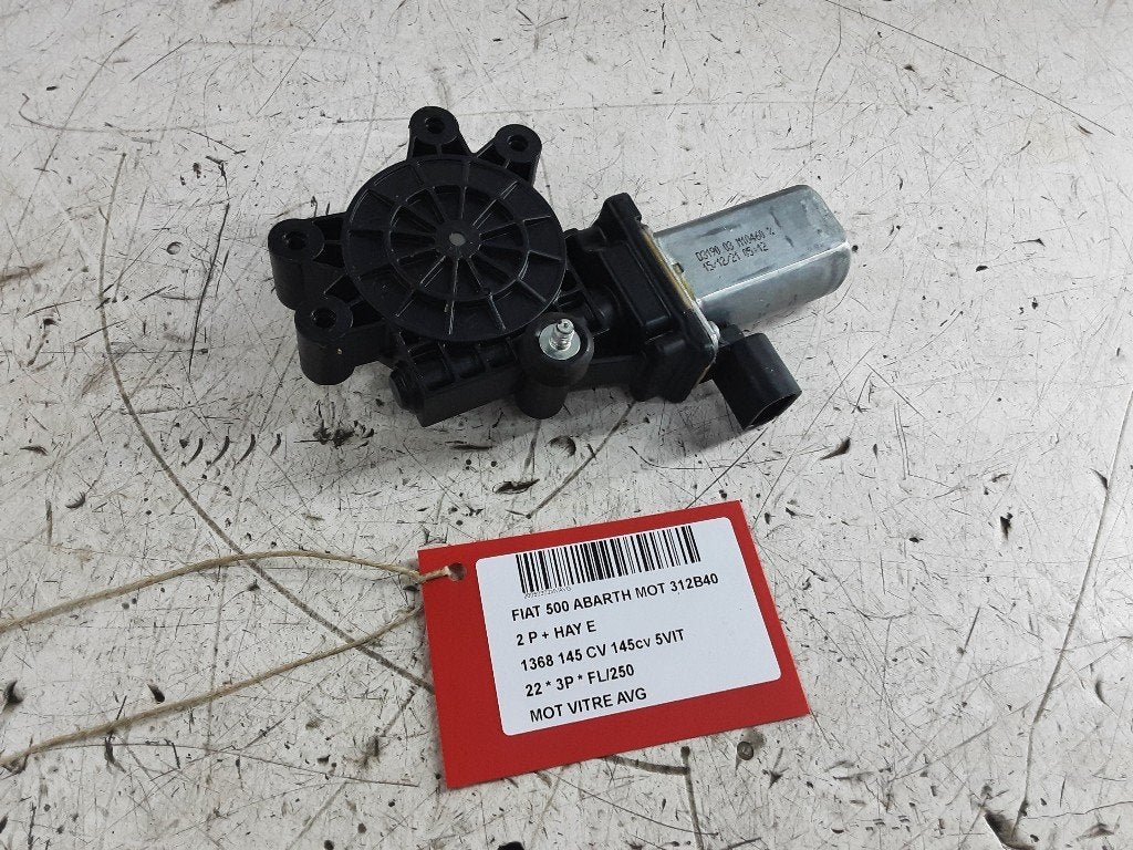 MOTOR RAAMMECHANIEK LINKS VOOR 500 / 595 / 695 (522046080), Auto-onderdelen, Taurusavenue 1
2132 LS  Hoofddorp, NL, Webaccessibility@stellantis.com