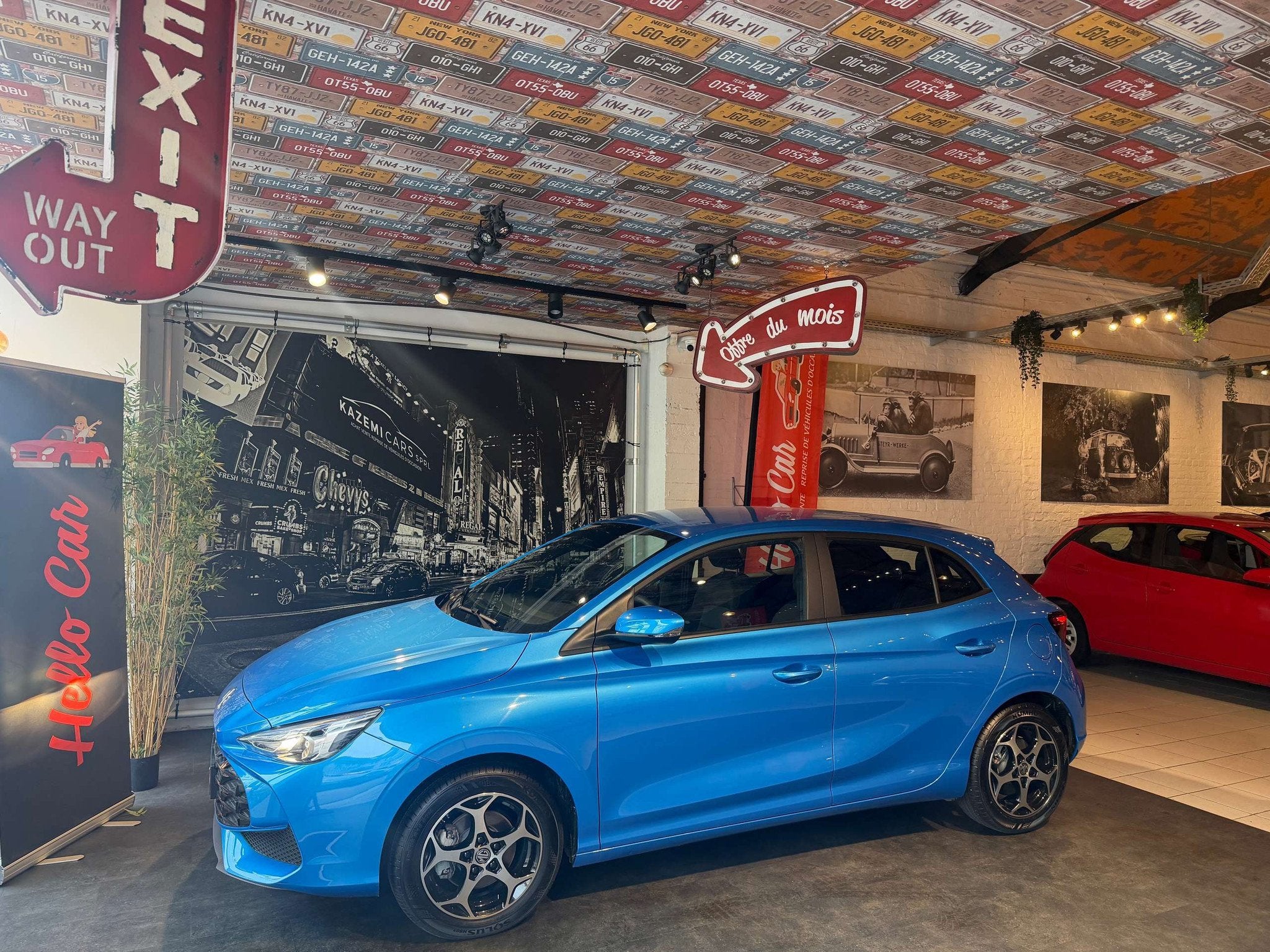 MG MG3 HYBRID+ NEW * CAMERA * GARANTIE * CARPLAY * JANTES 16, Auto's, 75 kW, Stof, Zwart, Blauw