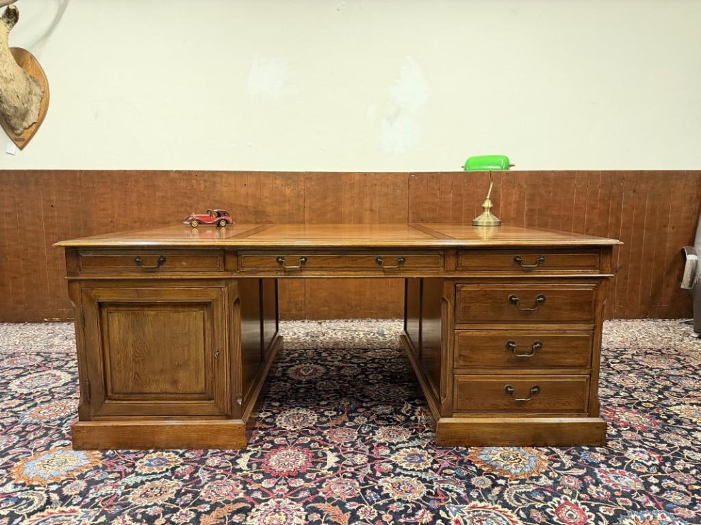 Groot Klassiek Engels Eichholtz Bureau Partnerdesk, Ophalen