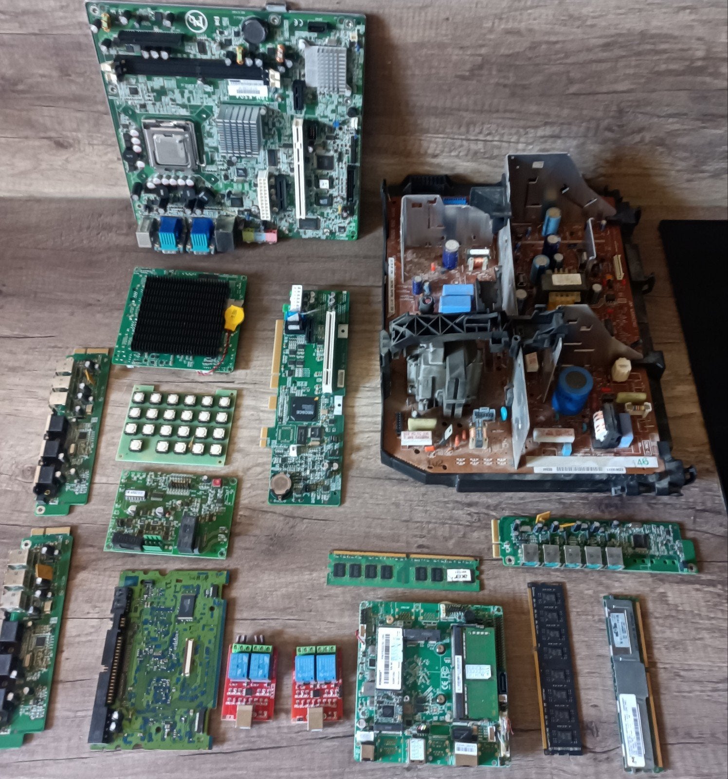 lot de 16 pièces informatique pour pièces, Ophalen of Verzenden