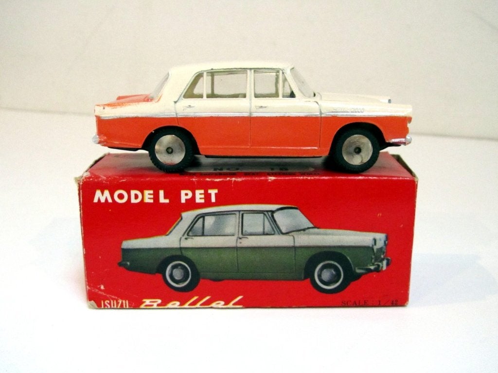 Rare Vintage Isuzu Bellel 1:42 Model Pet #18 Asahi Toy Japan, Enlèvement ou Envoi, Comme neuf, Voiture