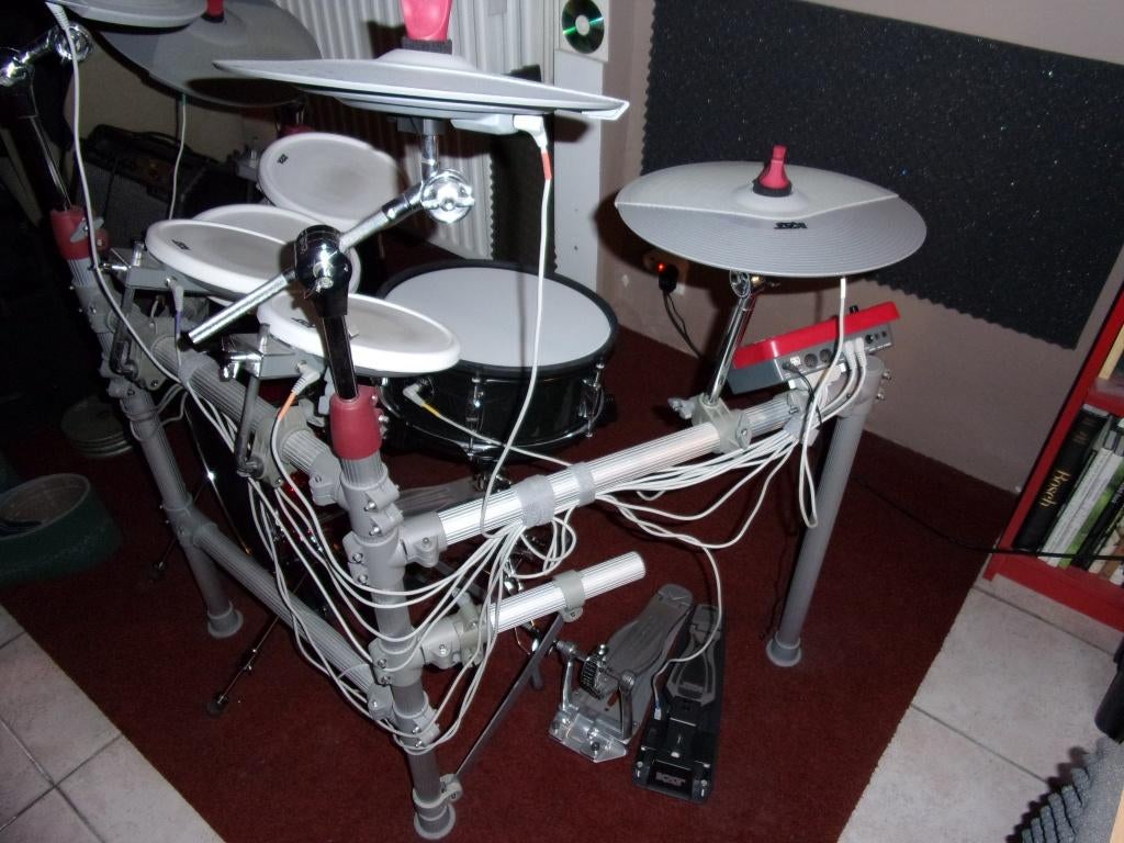 Kat KT3 elektrisch drumstel met mesh snare en kick, Ophalen, Gebruikt, Elektronisch