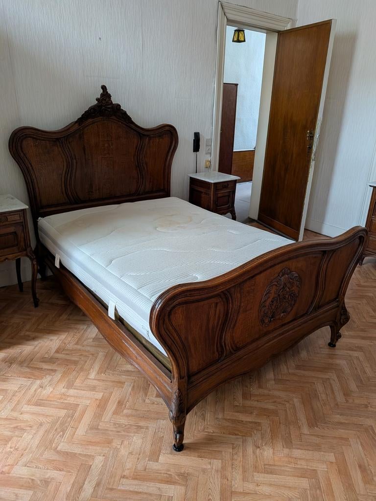 Bed - lit, Antiquités & Art, Enlèvement