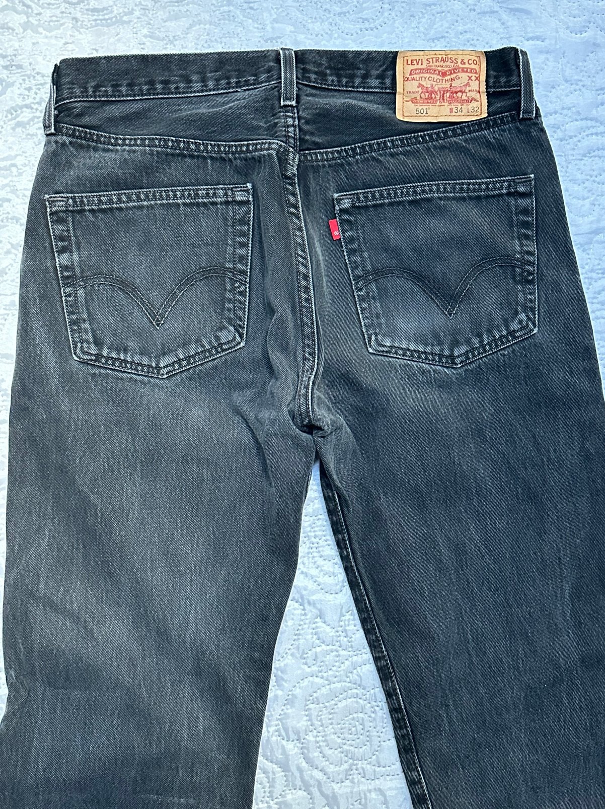 Jean Levi’s 501 Original Coupe Droite Noir W34 L32, Vêtements | Hommes, Envoi, Porté, Noir, W33 - W34 (confection 48/50)