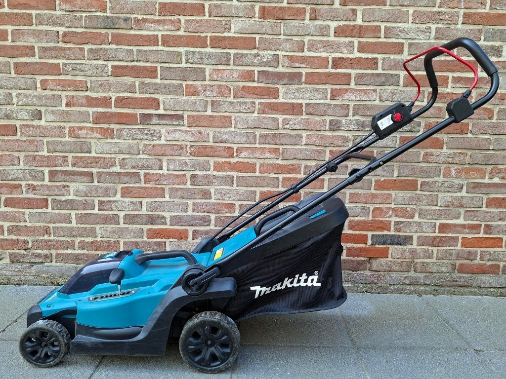 Grasmaaier op accu Makita, Tuin en Terras, Grasmaaiers, Ophalen, Gebruikt, Accu-grasmaaier, Makita