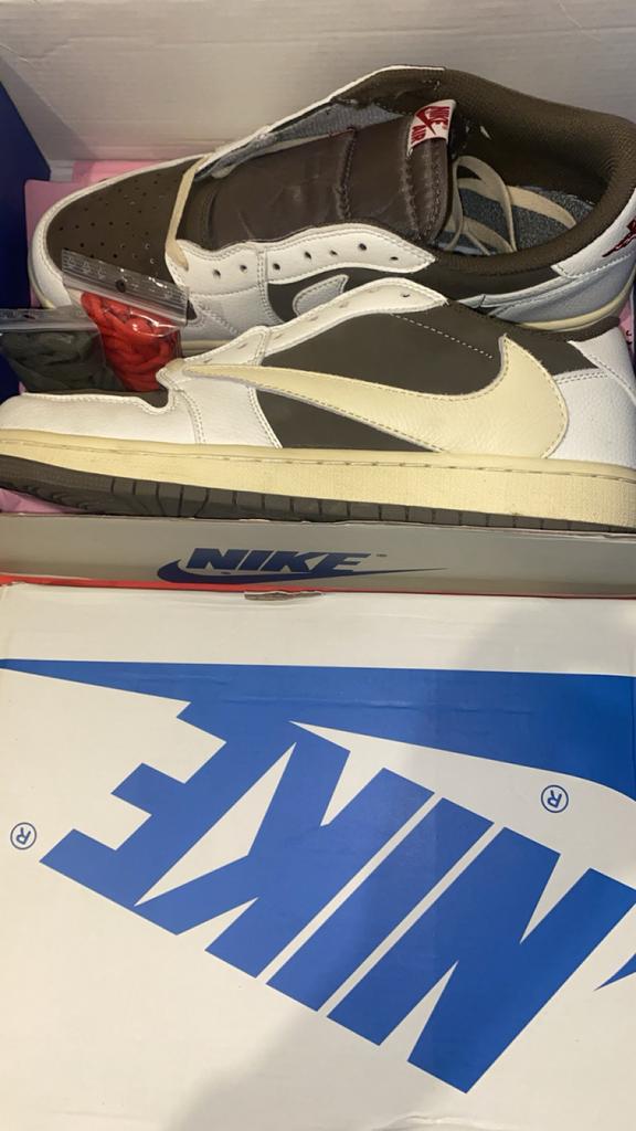 Travis scott jordan 1 kan ruilen voor dior 25 of channels rs, Overige kleuren, Verzenden, Zo goed als nieuw, Sneakers
