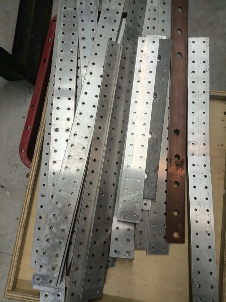 Cornière aluminum, Enlèvement