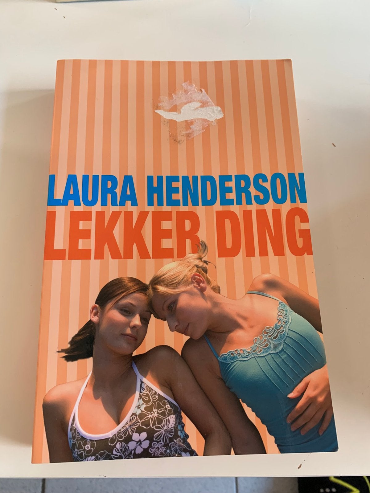 Laura Henderson - Lekker ding, Boeken, Chicklit, Ophalen of Verzenden, Zo goed als nieuw