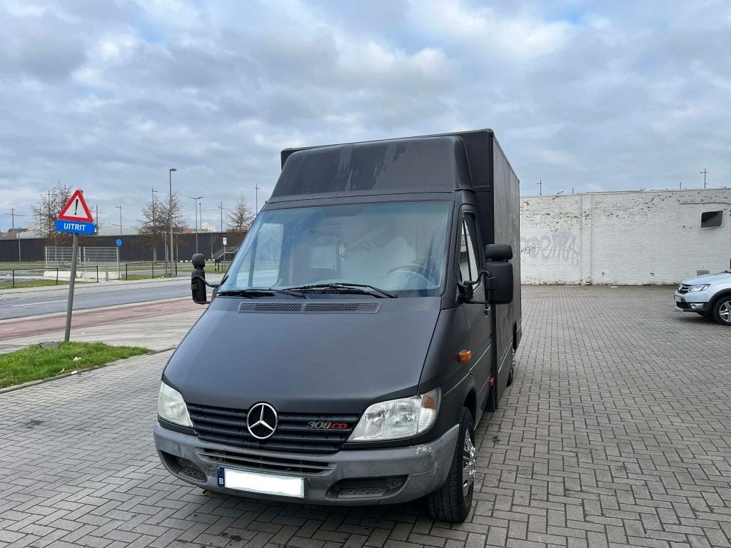 Mercedes - Benz Sprinter 308 CDI kögel Automaat 78.000km's, Auto's, Bestelwagens en Lichte vracht, Automaat, 4 cilinders, Zwart