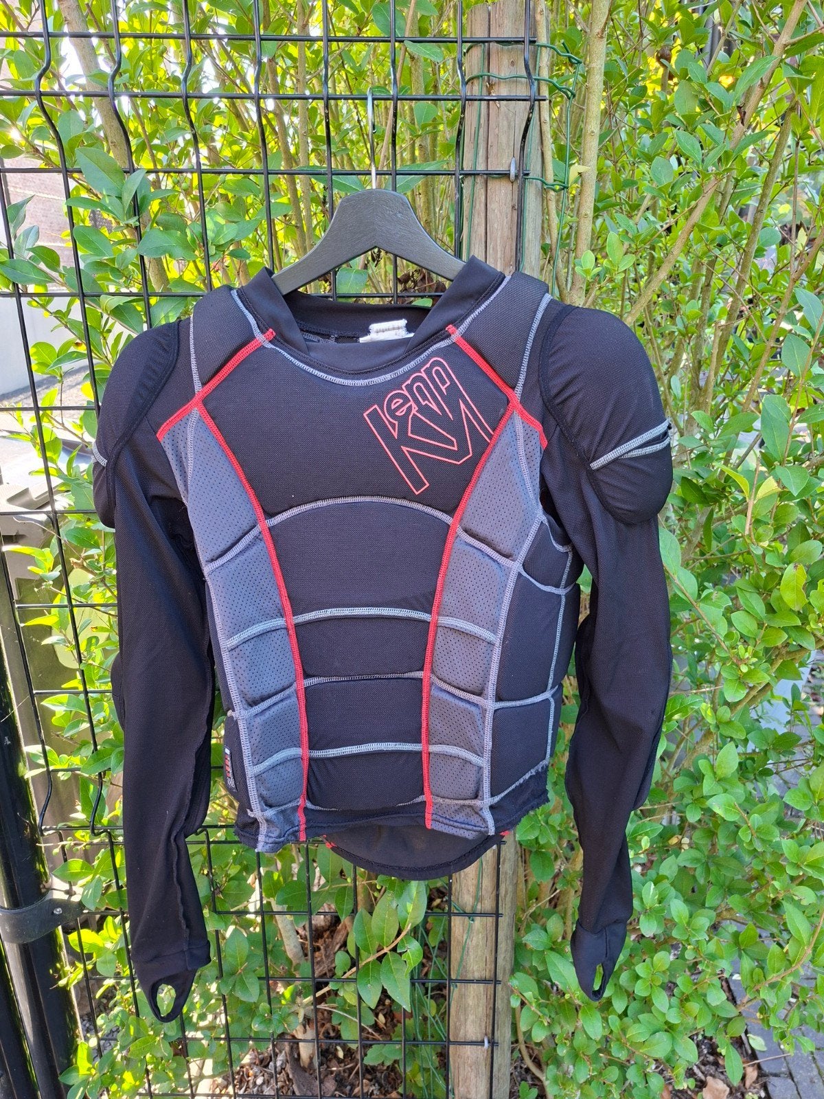 Kenny kontact Bodyprotector – XXXS-XXS

Te koop wegens een m, Fietsen en Brommers, Ophalen, Gebruikt, Kenny