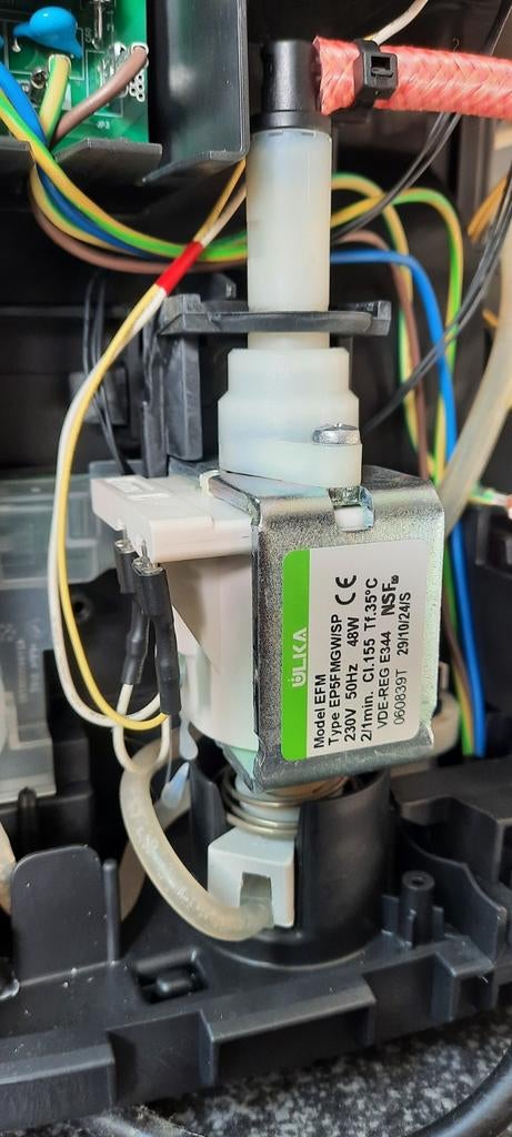 Waterpomp voor koffiemachines nieuw, Ophalen