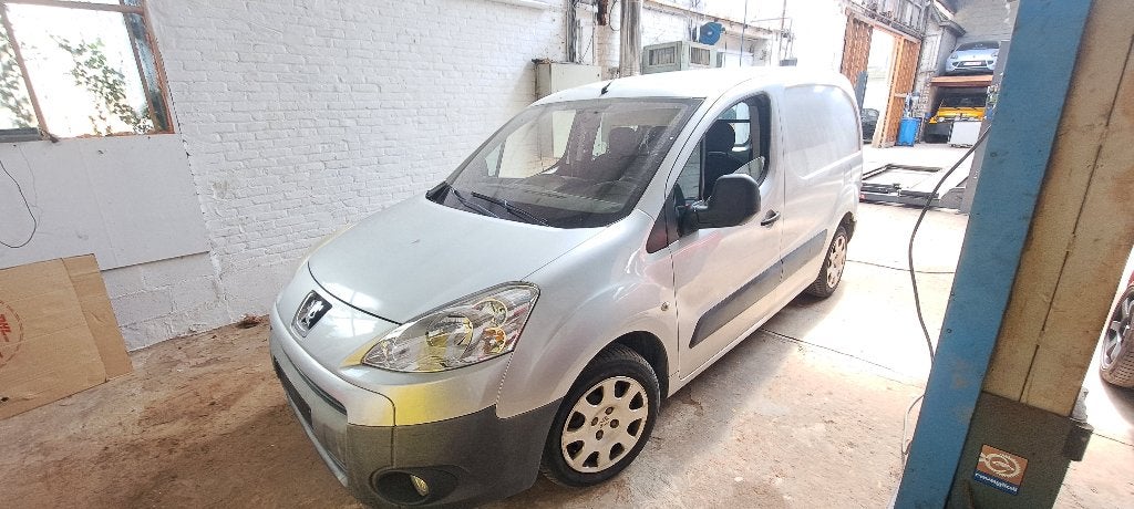 partner, Auto's, Peugeot, Voorwielaandrijving, Stof, 4 cilinders, 1600 cc