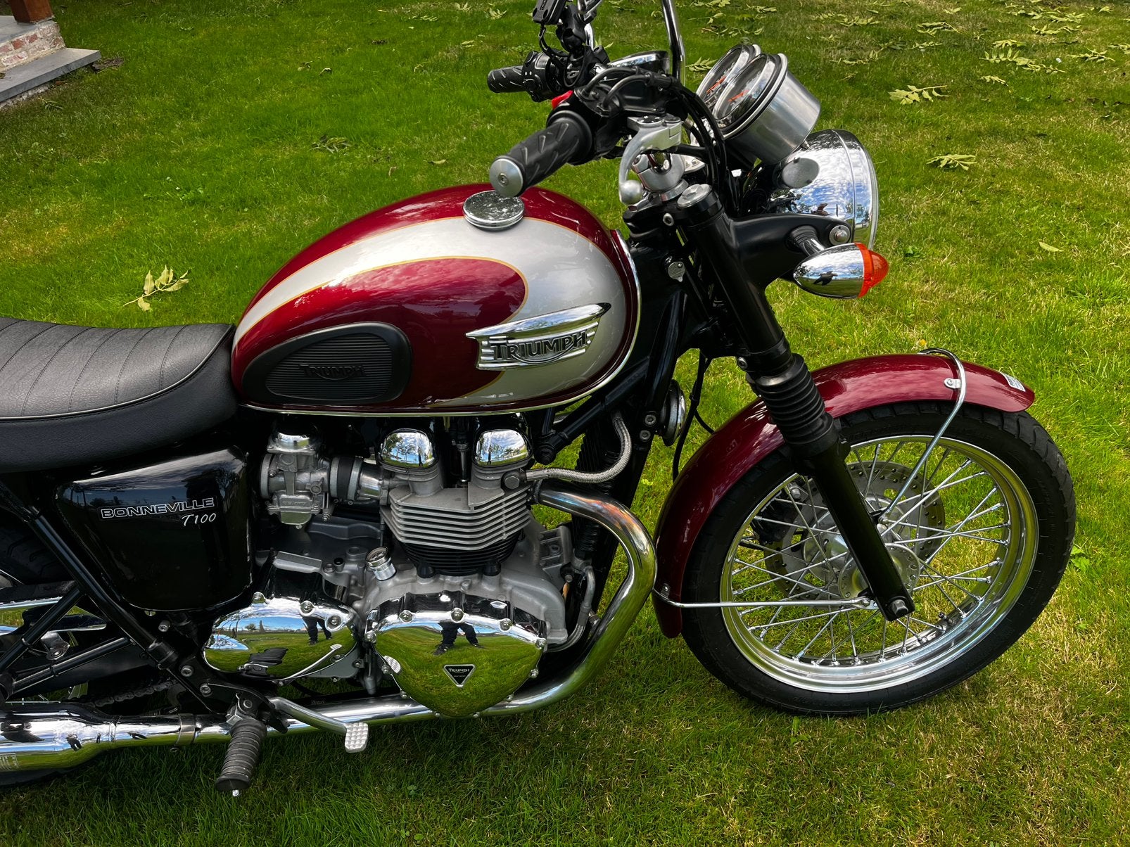 Triumph bonneville T100, Motoren, 2 cilinders, Nieuw, Motorrijbewijs A, Particulier