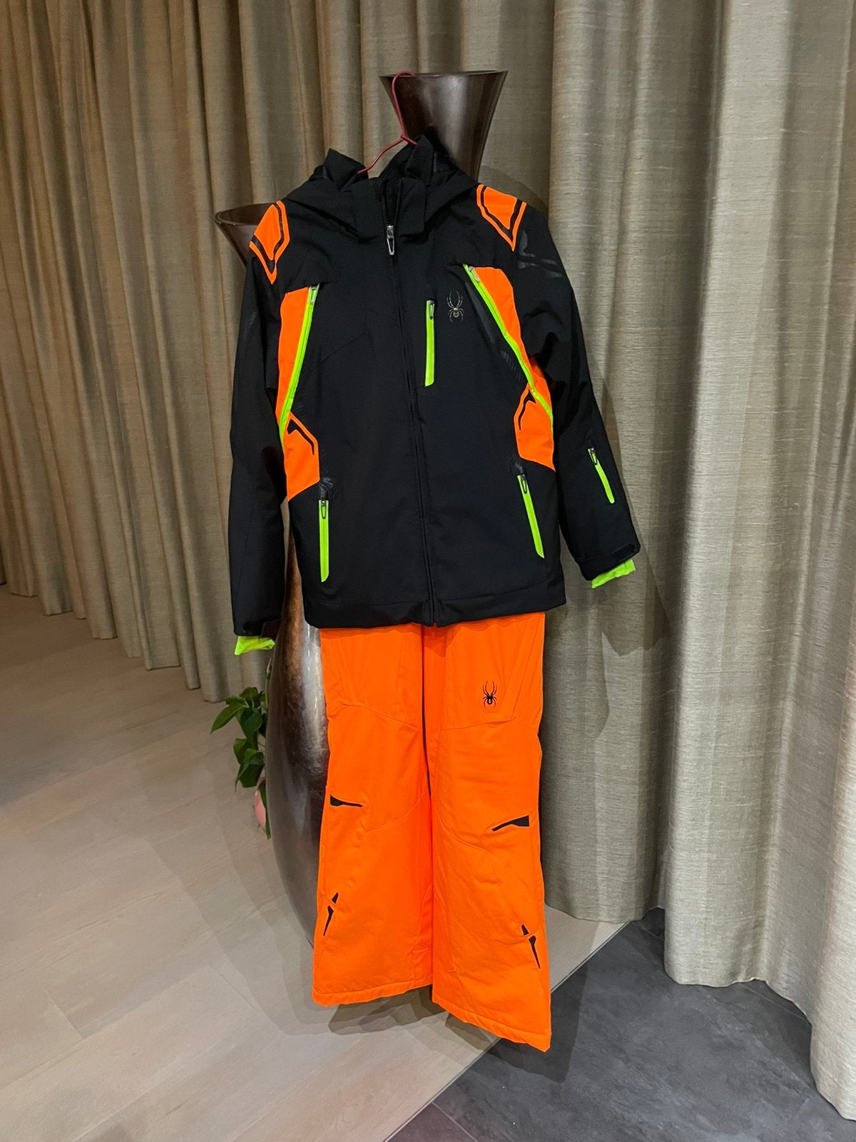 Spyder skiset voor jongens van 16 jaar, jas+broek, Ophalen, Ski, Kleding