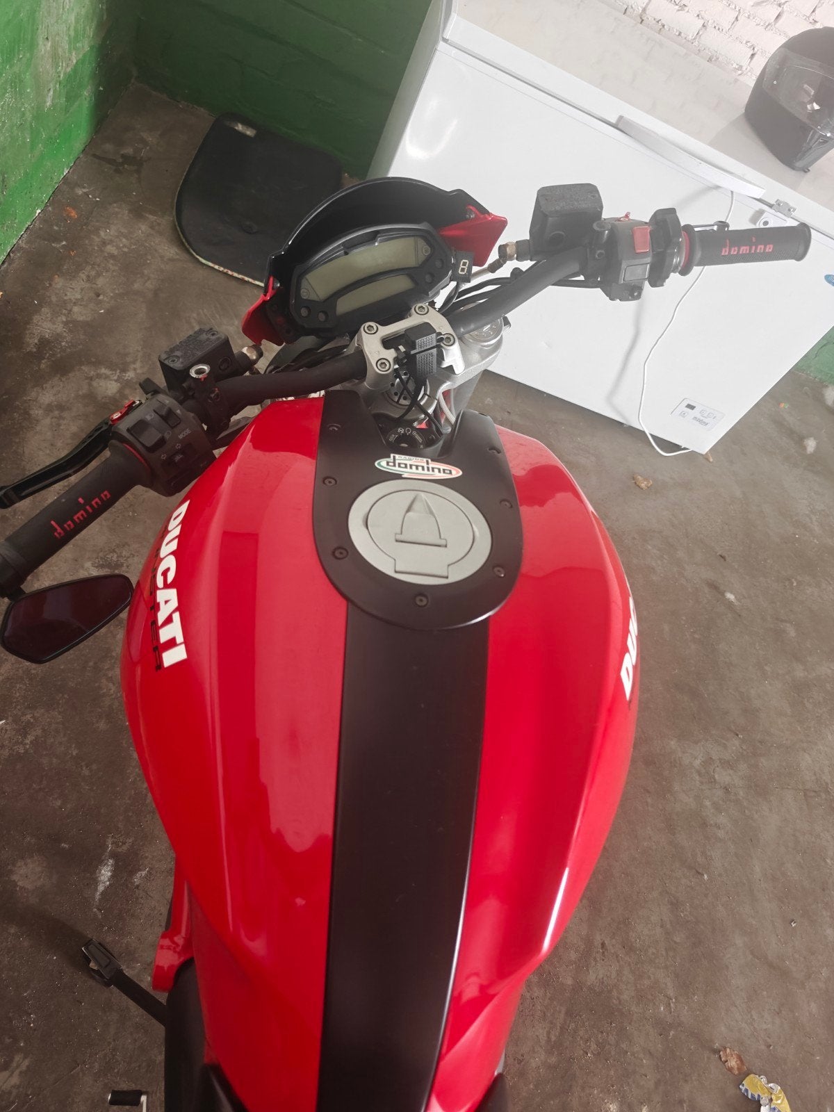 Ducati 696 ! Belle ligne d'échappement SC !, Enlèvement