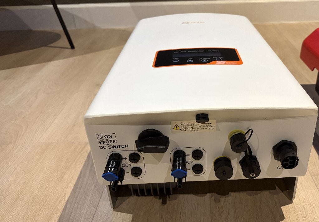 Nieuwe Solis S5 (6 kW) 3 fase omvormer – IN DOOS, Doe-het-zelf en Bouw, Ophalen of Verzenden, Nieuw, Overige typen, 200 wattpiek of meer
