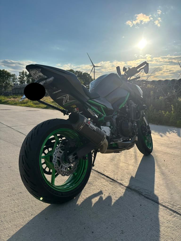 Kawasaki Z900 2024 Full Akra uitlaat, Motoren, Motoren | Kawasaki, Particulier, Naked bike, meer dan 35 kW, 4 cilinders, Motorrijbewijs A