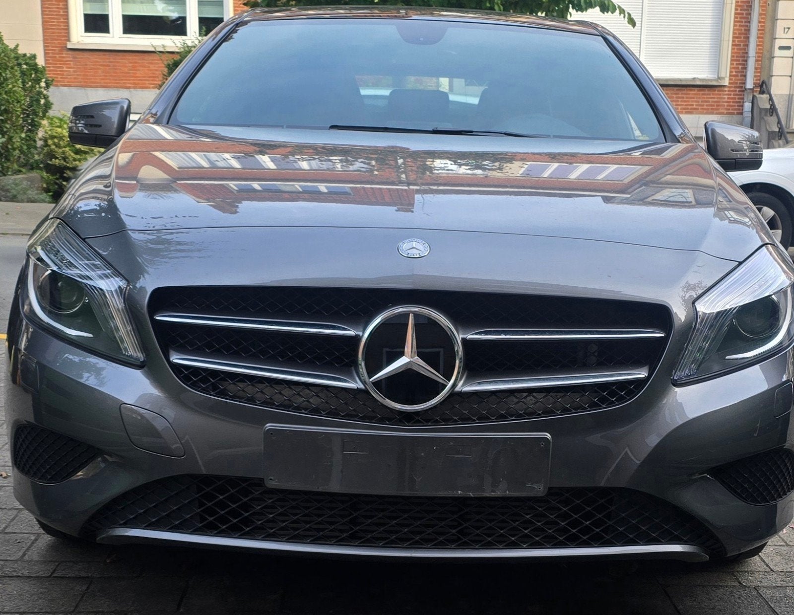 Mercedes DIESEL A 180 CDI grise montagne métallisé 19500kms, Argent ou Gris, Achat, Boîte manuelle, 5 portes