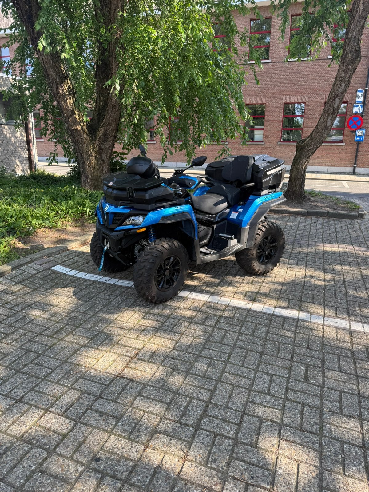 C-force 1000cc, 1000 cm³