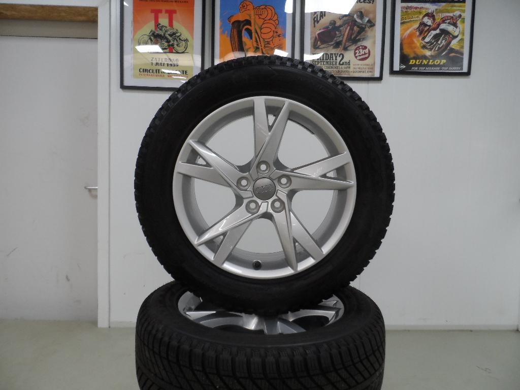 17 inch origineel Audi Q3 set met all season banden 5200 km., Pneus et Jantes, 4 Saisons, Enlèvement ou Envoi, Véhicule de tourisme