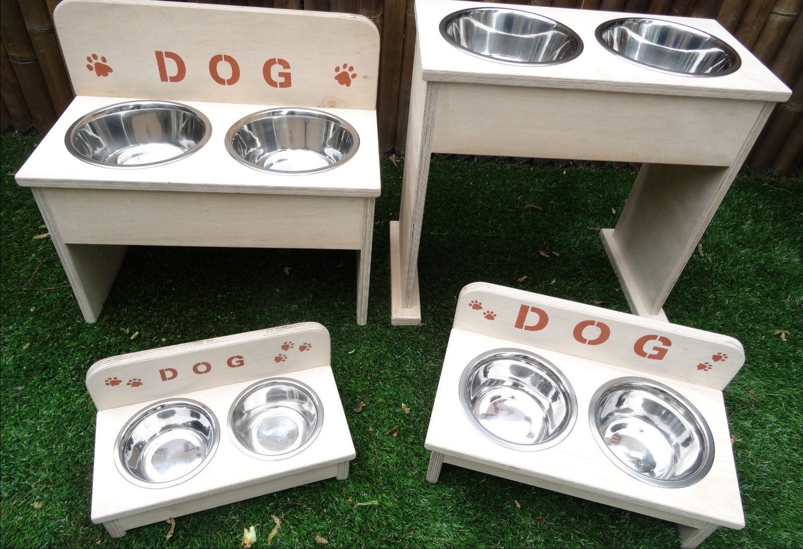 nieuwe houten eet-drinkbak voor honden of katten vanaf 25 €, Dieren en Toebehoren, Hondenvoerbakken en Drinkbakken, Ophalen, Nieuw