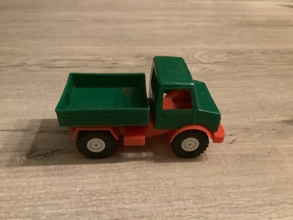 Plastic spleegoed Unimog vrachtwagen  (8x15 cm), Ophalen of Verzenden, Gebruikt