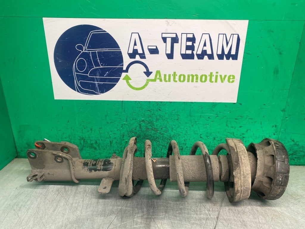 AMORTISSEUR OU ABSORBEUR DE CHOC AVANT DROIT (|543023941R|), Renault, Utilisé, Peter-Huppertz-Straße 5
51063  Köln, DE, Dialog.deutschland@renault.de