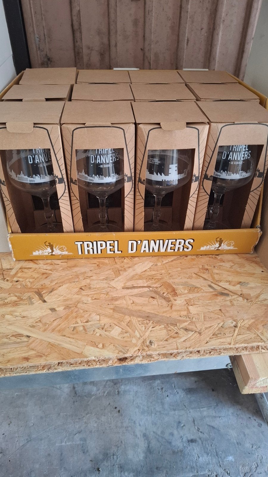 LOT IMPORTANT DE VERRES À BIÈRE & SOFT NEUFS, Enlèvement