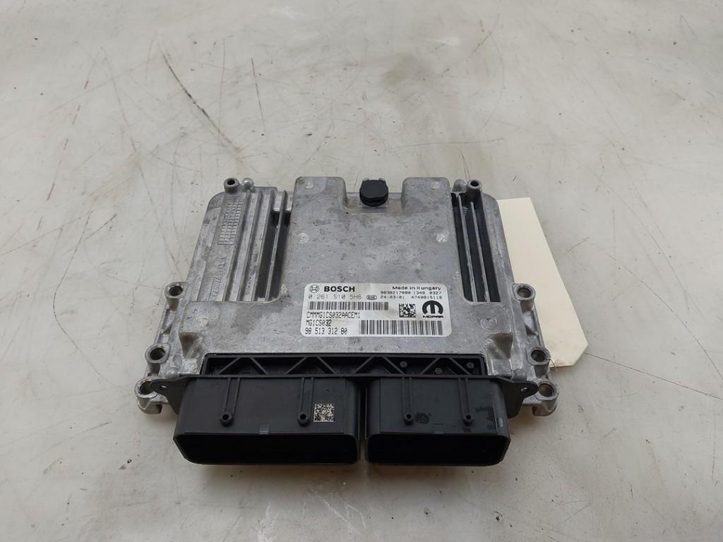 COMPUTER MOTOR Opel Corsa F (UB / UH / UP) (01-2019/-), Robert Bosch AG, Gebruikt, Opel, Robert-Bosch-Allee 1
74232  Abstatt, DE