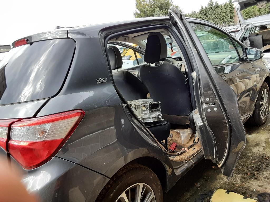 AILE ARRIÈRE DROIT Toyota Yaris III (P13) (01-2010/09-2020), Autos : Pièces & Accessoires, Garde-boue, Mevr. I. Hauben, Toyota