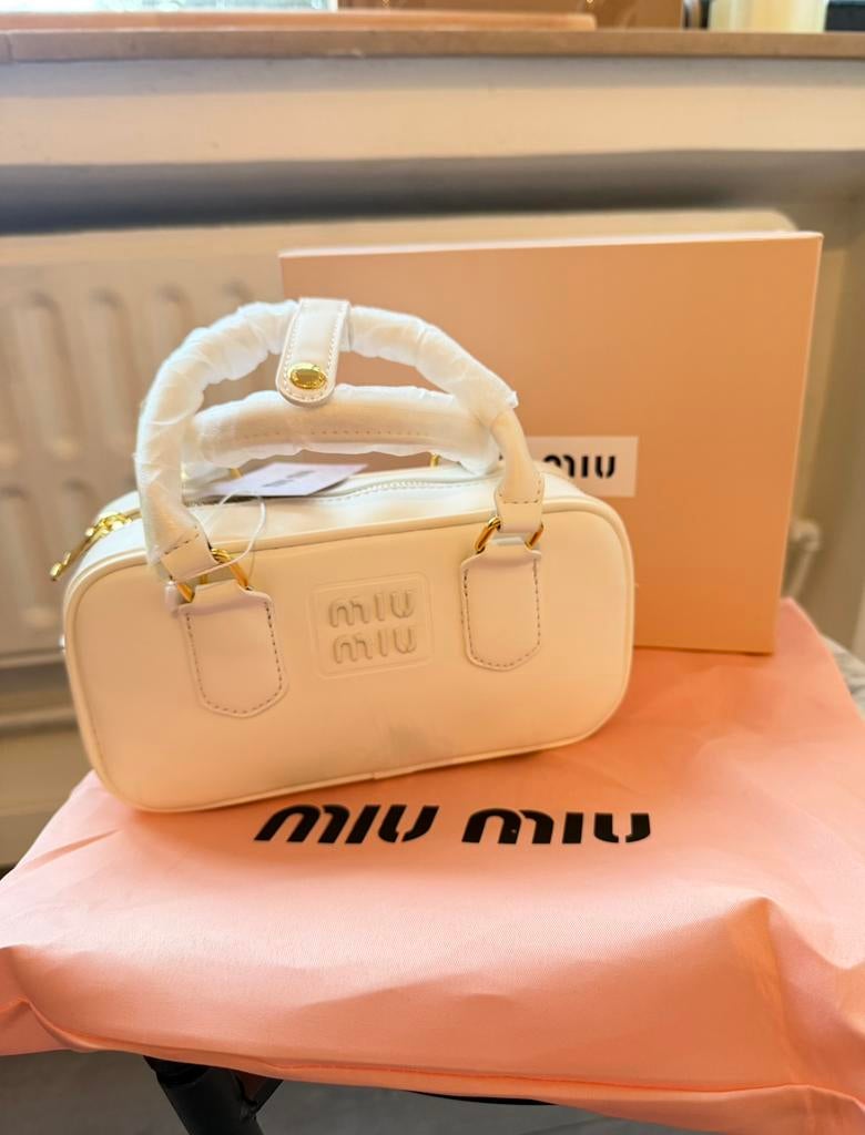 sac miu miu, Enlèvement ou Envoi, Comme neuf