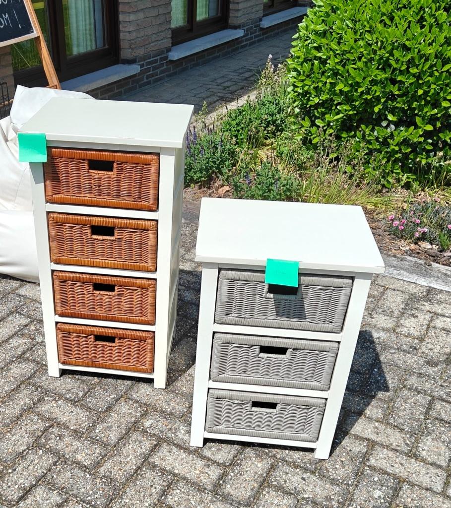 2 kastjes met uitneembare lades, Ophalen, Gebruikt, 50 tot 100 cm, 3 of 4 laden