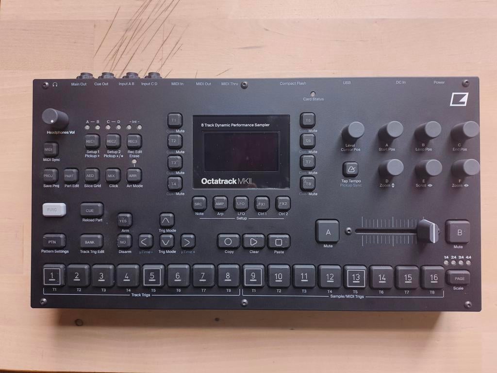Elektron Octatrack MKII + dustcover, Muziek en Instrumenten, Synthesizers, Ophalen