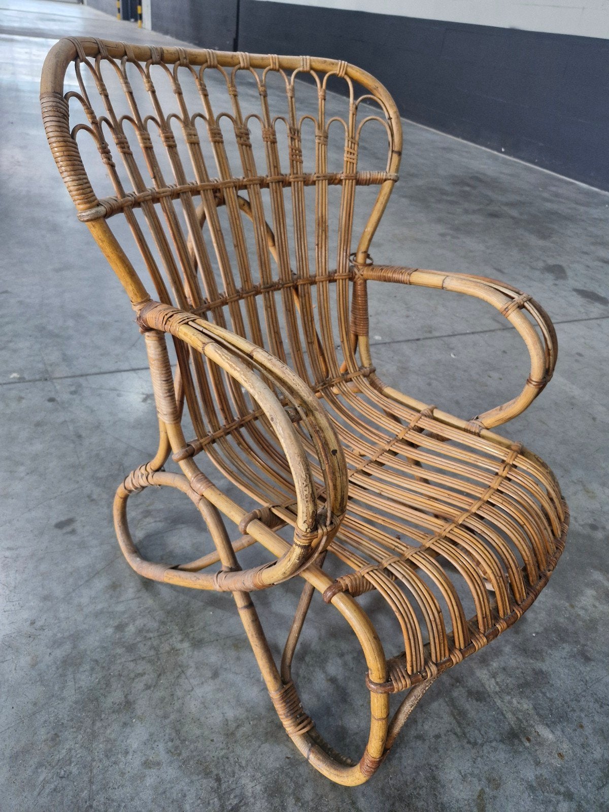 Rotan stoel fauteuil 84cm hoog, Ophalen, Rotan